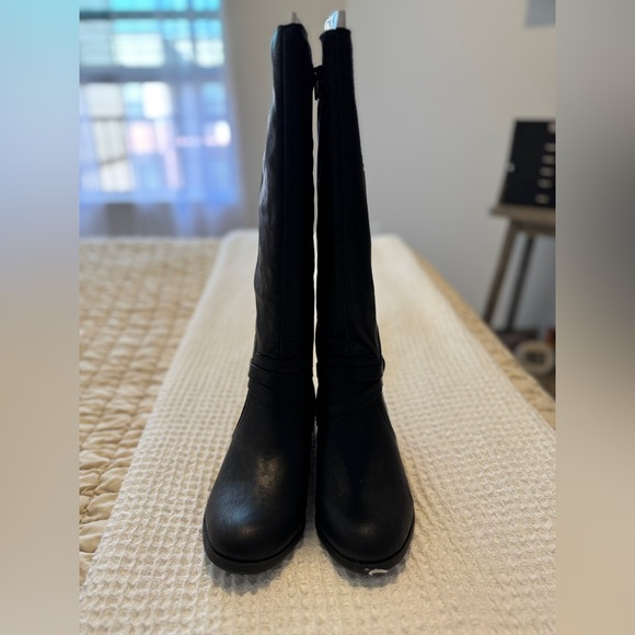 NWT Life Stride Xtrovert Women’s Wide Calf Riding Boots - Size 10M - Black - Picture 11 of 12
